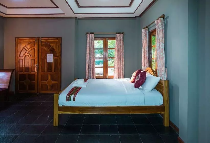 Hotelli Chiang Kham Tilue Resort