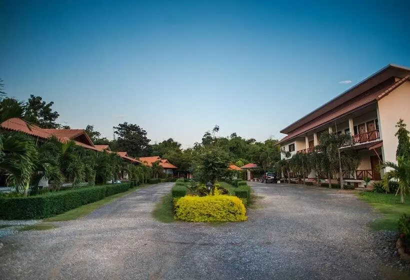 Hotelli Chiang Kham Tilue Resort