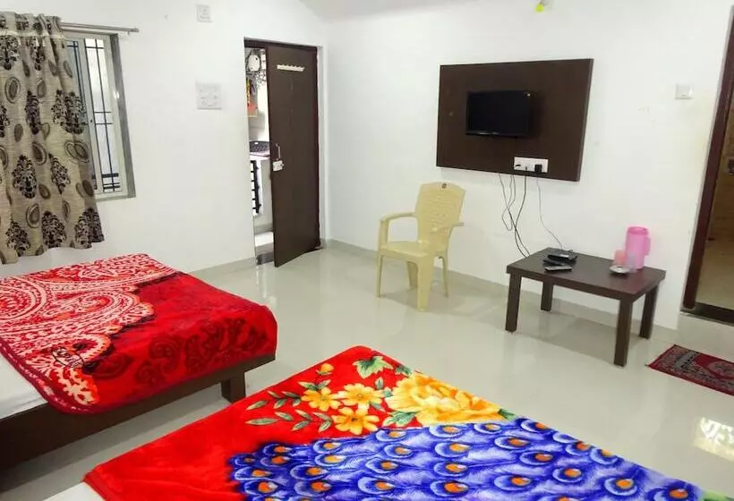 Hotel Dev Villa