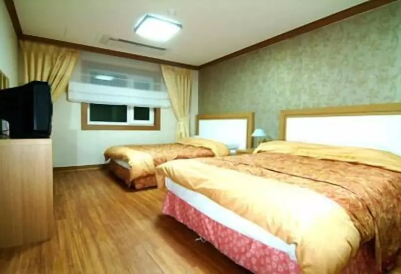 ホテル Juwangsan Spa Tourist