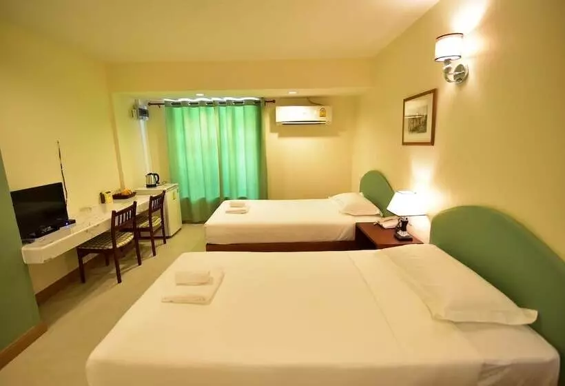 Hotelli Mamaungpaa Hill Resort