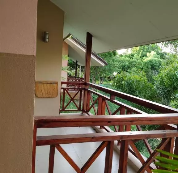 Hotelli Mamaungpaa Hill Resort