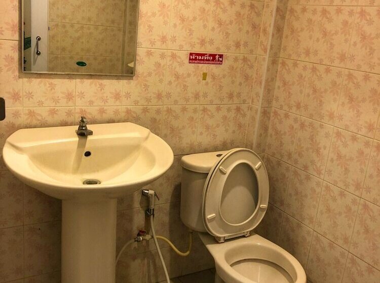 Hotel Mourakot Resort