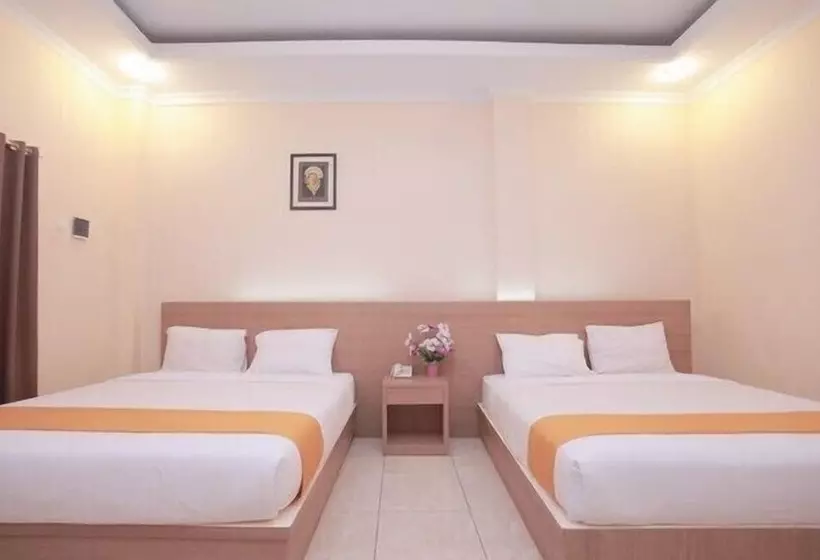 Otel New Merdeka Pati