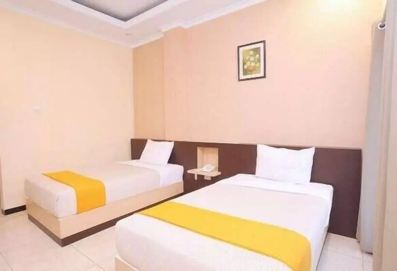 Otel New Merdeka Pati