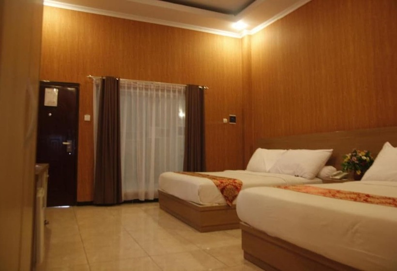 Otel New Merdeka Pati