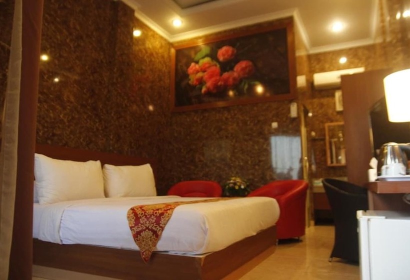 Otel New Merdeka Pati