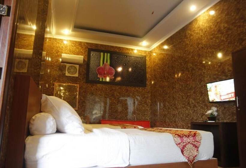 Otel New Merdeka Pati