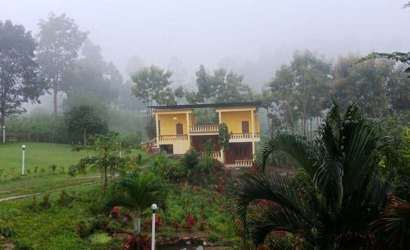 Hotel Phuchandang Resort