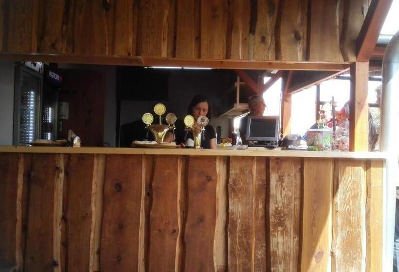 Landhotel Zoopark Zelčín