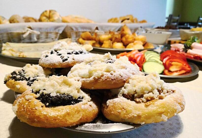 Landhotel Zoopark Zelčín