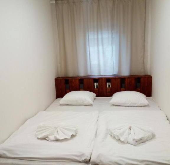 Landhotel Zoopark Zelčín