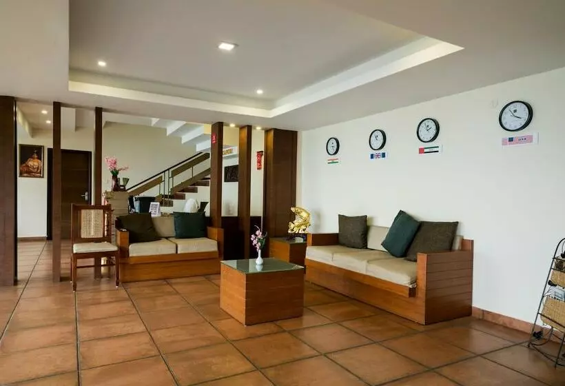 Hotel Shola Heaven