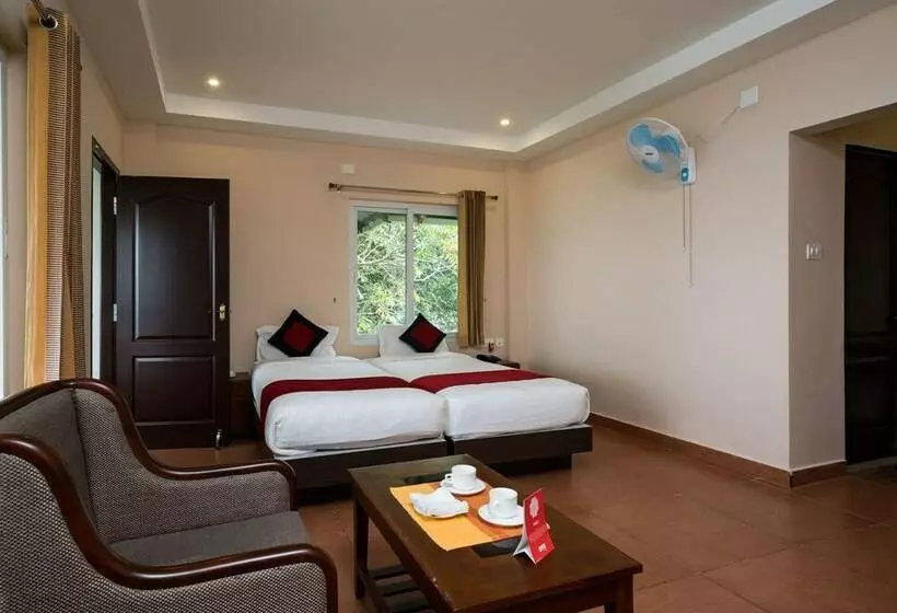 Hotel Shola Heaven