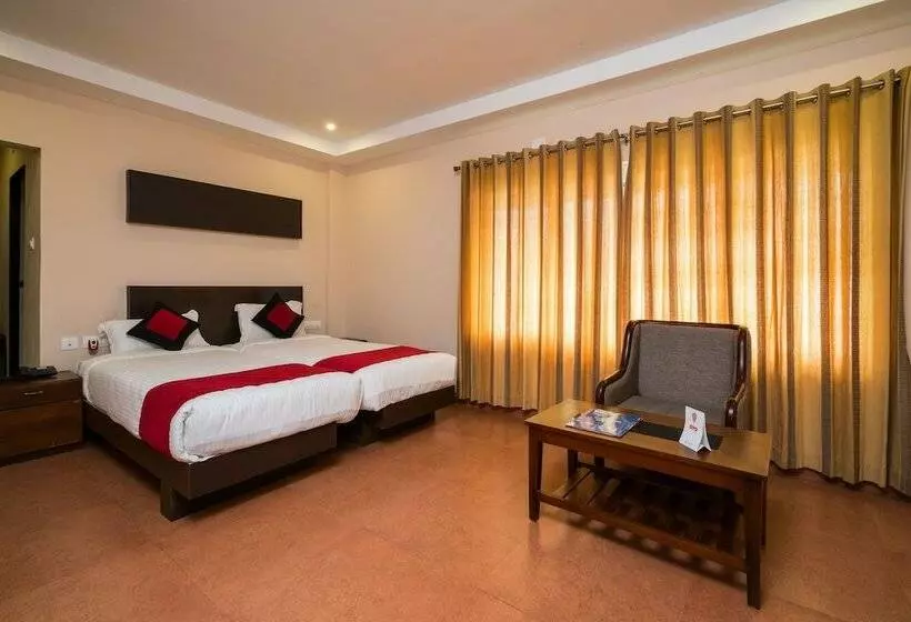 Hotel Shola Heaven