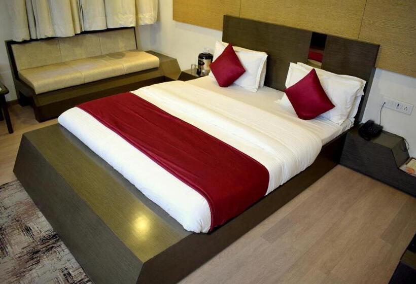 בית מלון כפרי Sunrise Palace