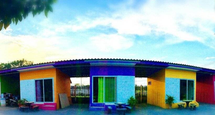 هتل The Zoosk Resort