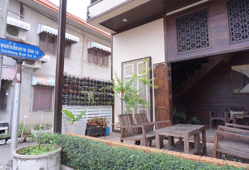 Hotel Wong Sai Siri Srichiangkhan