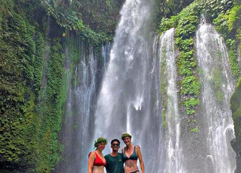 ペンション Achita Cottages