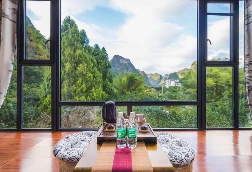 Pensjonat Quietyard Yangshuoriverside Holiday