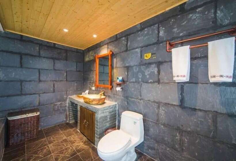 Pensjonat Quietyard Yangshuoriverside Holiday