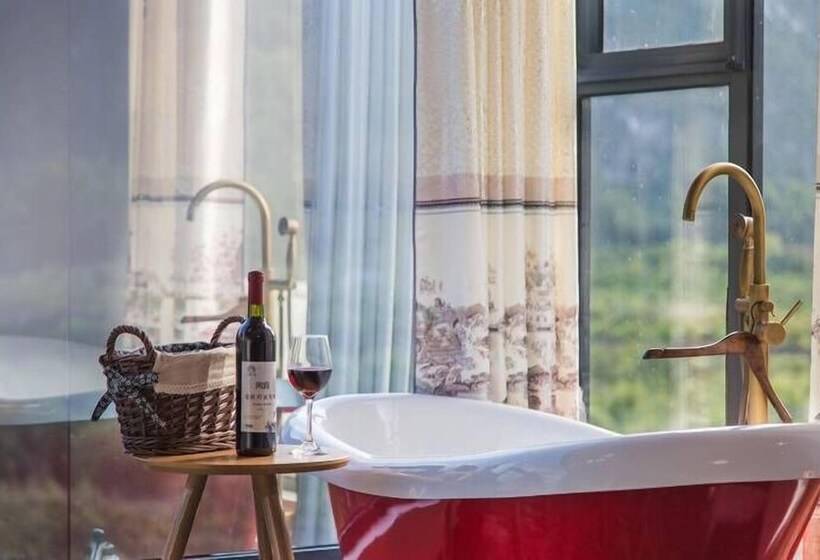 Pensjonat Quietyard Yangshuoriverside Holiday