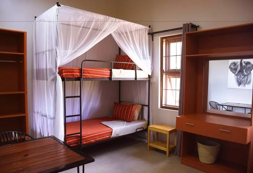 Majatalo Stemm Mountain Retreat Center