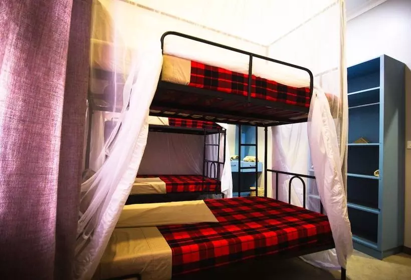 Majatalo Stemm Mountain Retreat Center