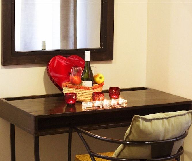 פנסיון Stemm Mountain Retreat Center