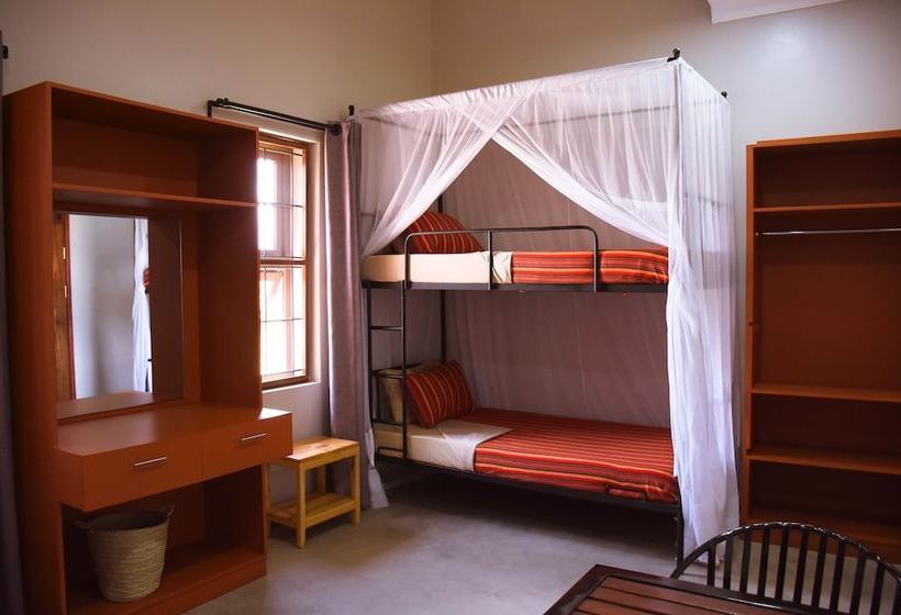 פנסיון Stemm Mountain Retreat Center