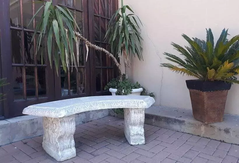 Majatalo The Guest House Standerton