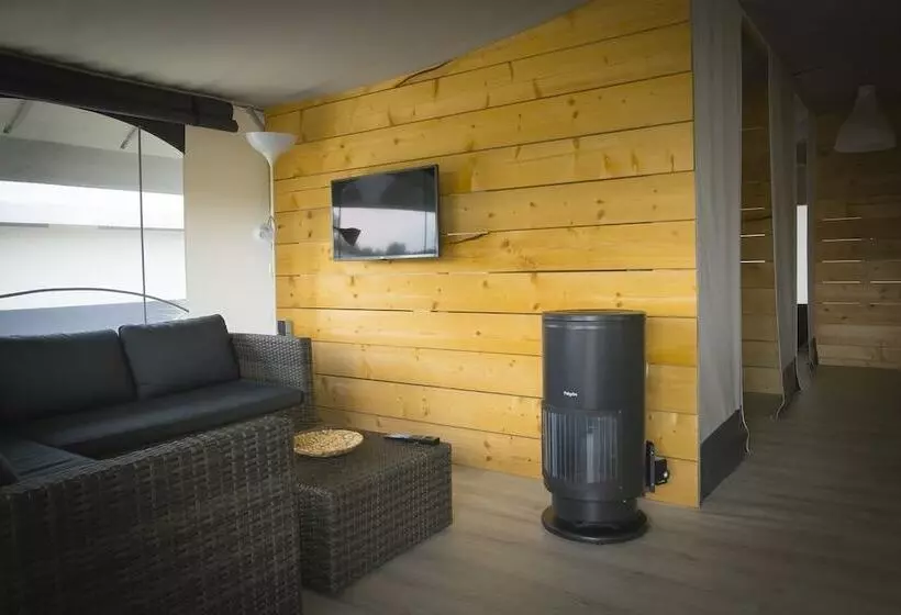 Lomakeskus Holiday Park Duinhoeve