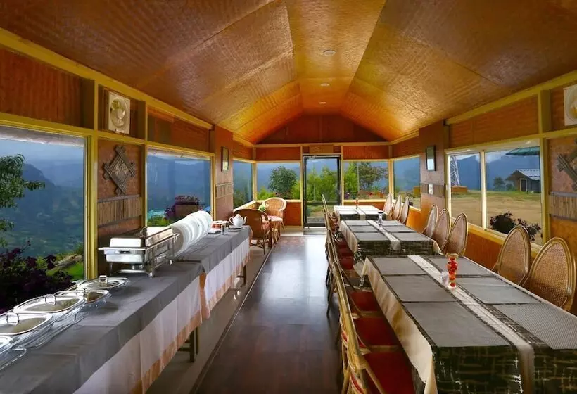 Resort Vridhavan Mist City