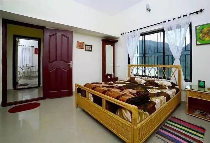 Resort Vridhavan Mist City