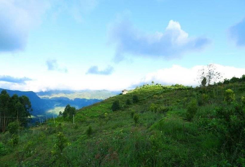 אתר נופש Vridhavan Mist City