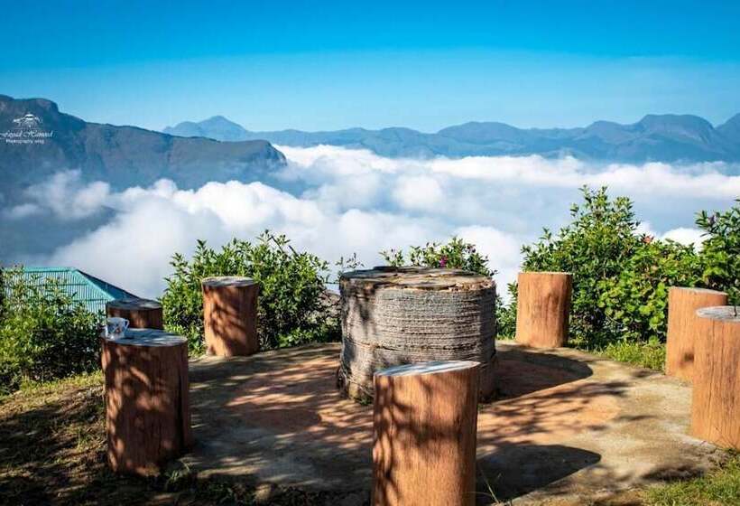 אתר נופש Vridhavan Mist City