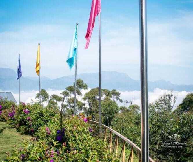 אתר נופש Vridhavan Mist City