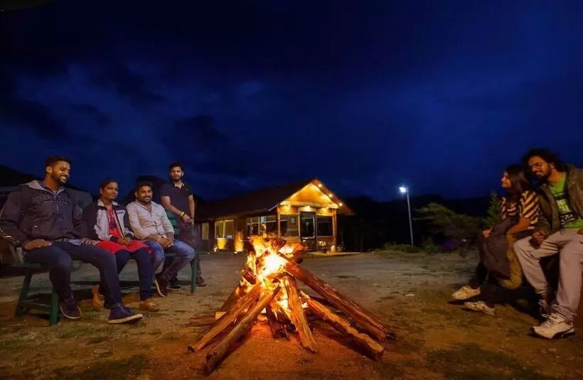 Resort Vridhavan Mist City