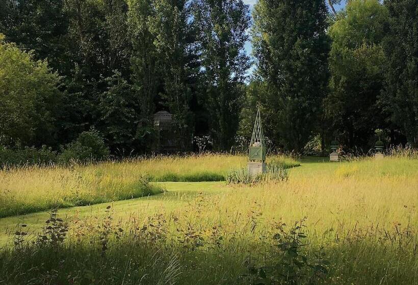 مبيت وإفطار Le Manoir De Maucartier