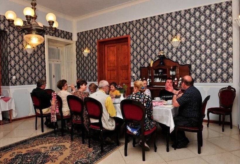 Bed and Breakfast Misefa Kastély