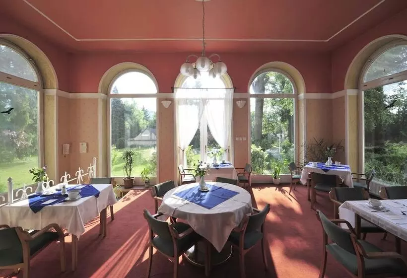 Bed & Breakfast Misefa Kastély