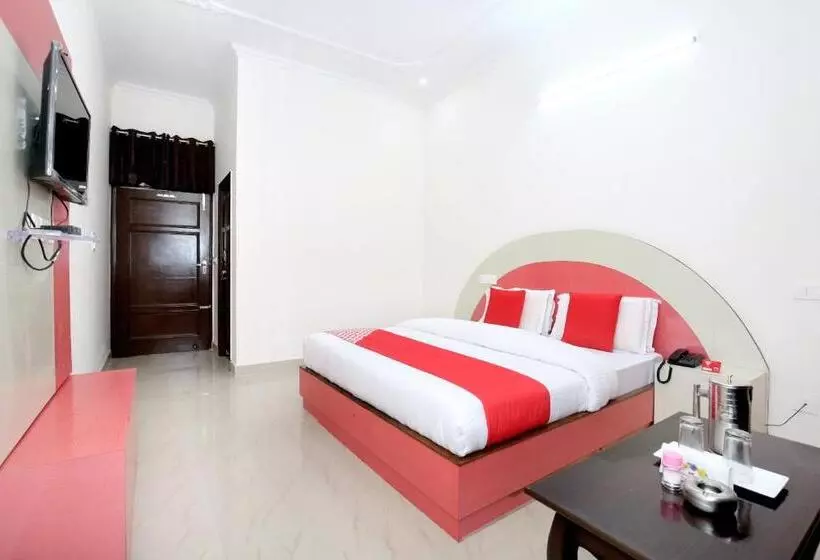 Hotelli Kamal Palace