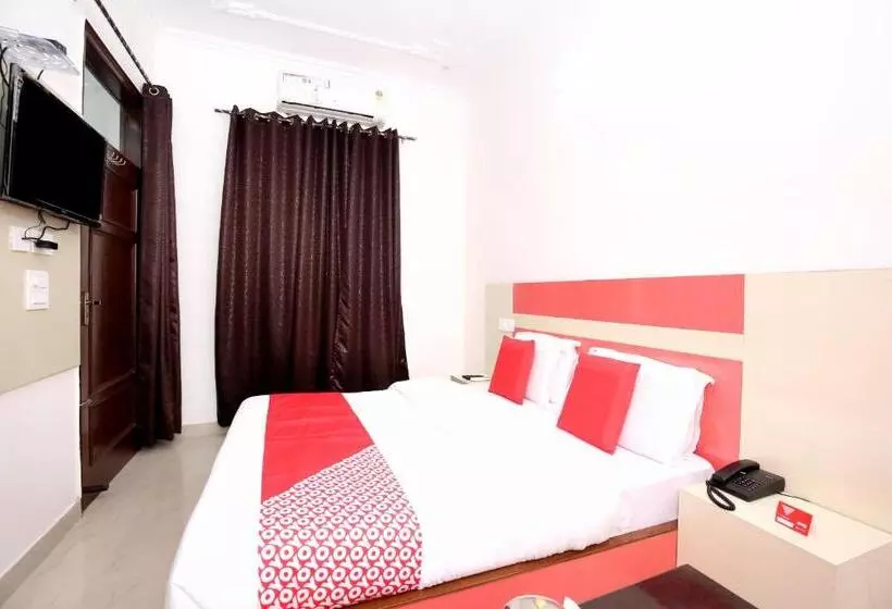 Hotelli Kamal Palace
