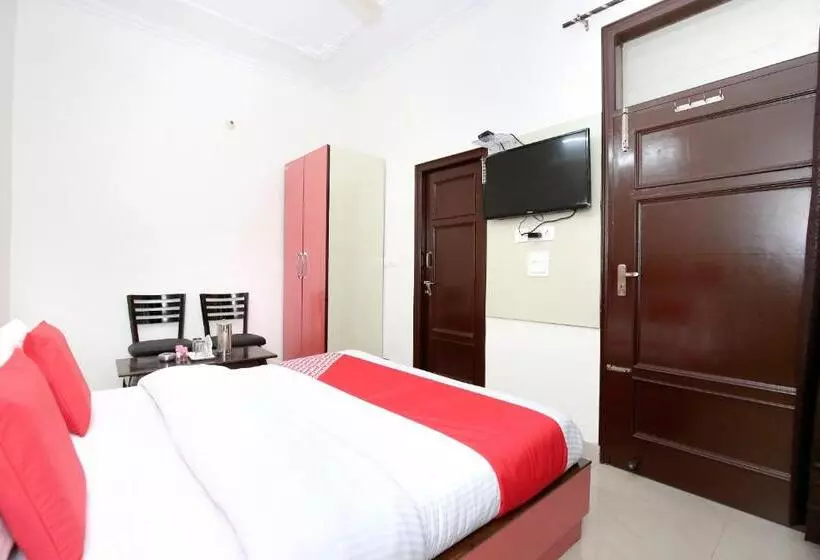 Hotelli Kamal Palace
