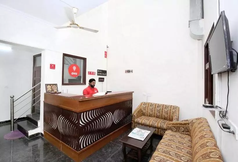 Hotelli Kamal Palace