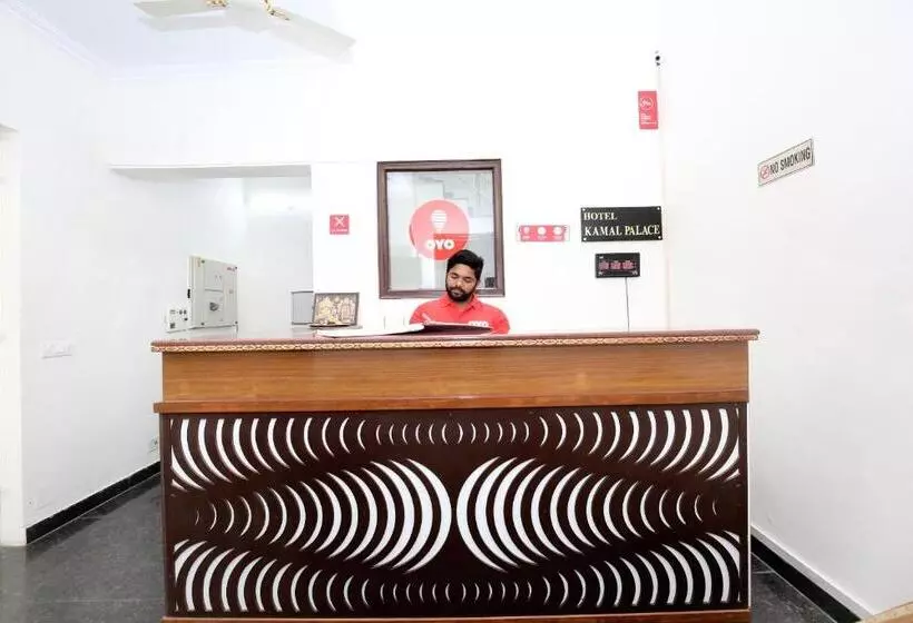 Hotelli Kamal Palace