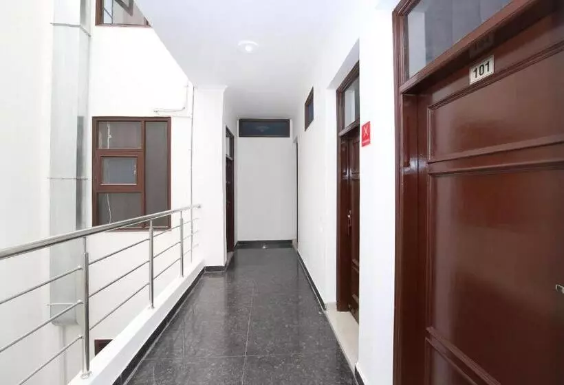 Hotelli Kamal Palace