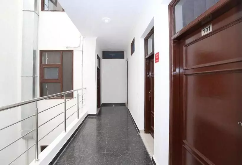 Hotelli Kamal Palace