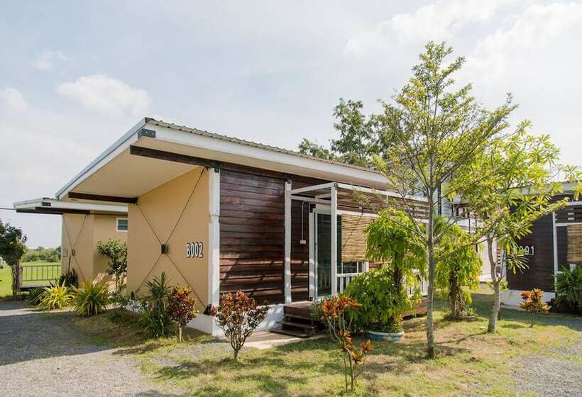 Отель Rice Country Village