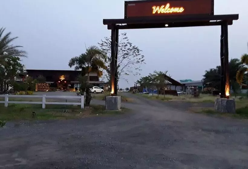 ホテル Rice Country Village